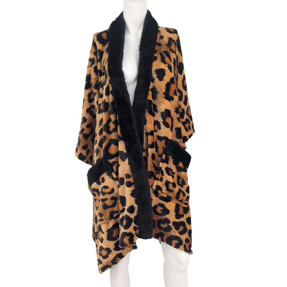 Charter Club Leopard Leopard Print Wrap Faux Fur Trim Cozy Glam Statement 50x70